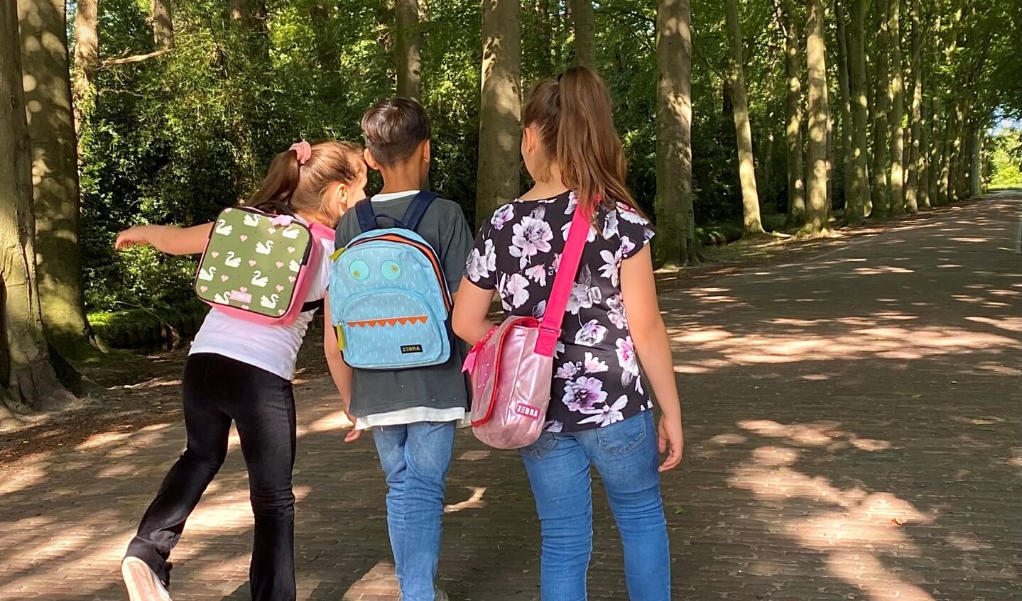Dragen van rugzak wordt een feestje Het nieuws uit Almelo van dichtbij
