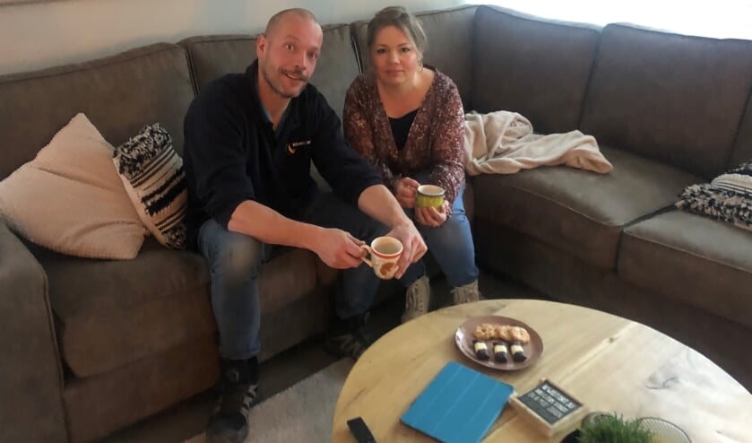 <p>Bij Ard Otten werd op jonge leeftijd Parkinson geconstateerd. Ook echtgenote Janine en hun dochters worden hier dagelijks mee geconfronteerd. </p>
