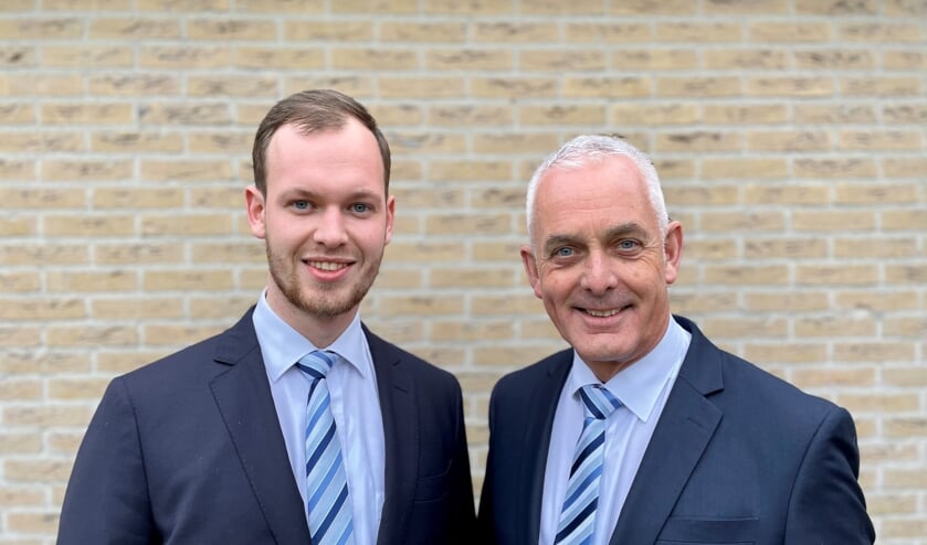 <p>Koen en Bert van der Heide zijn beiden uitvaartverzorger.</p>