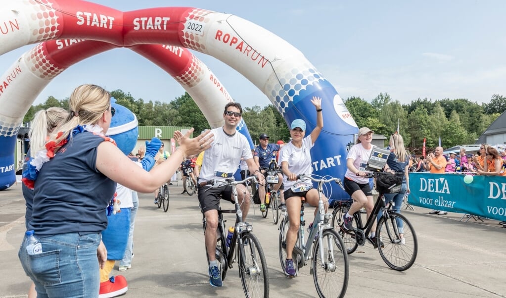 Roparun start weer op vliegveld Al het nieuws uit Enschede