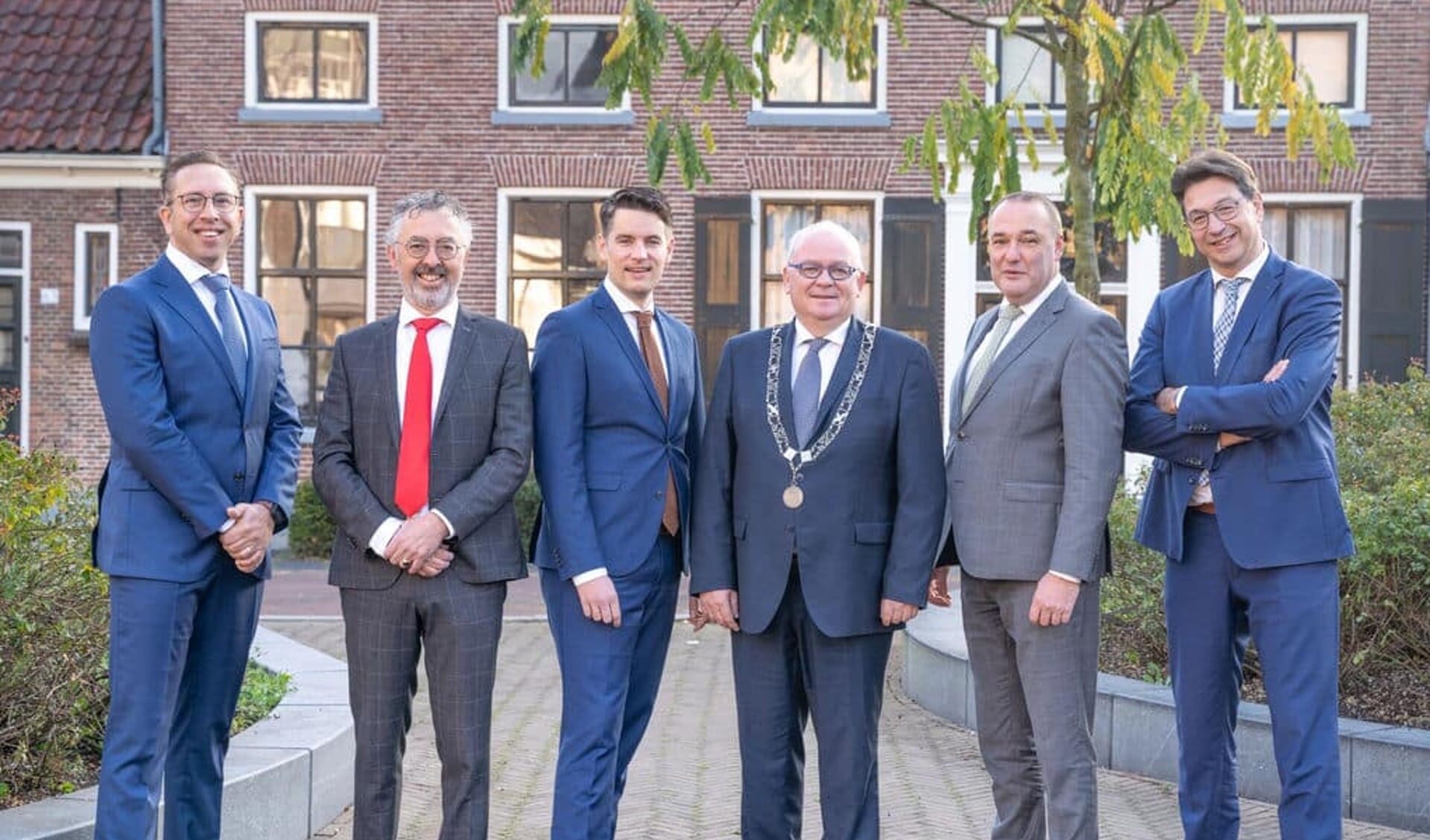 Het College van Burgemeester en Wethouders van Rijssen-Holten is weer compleet.