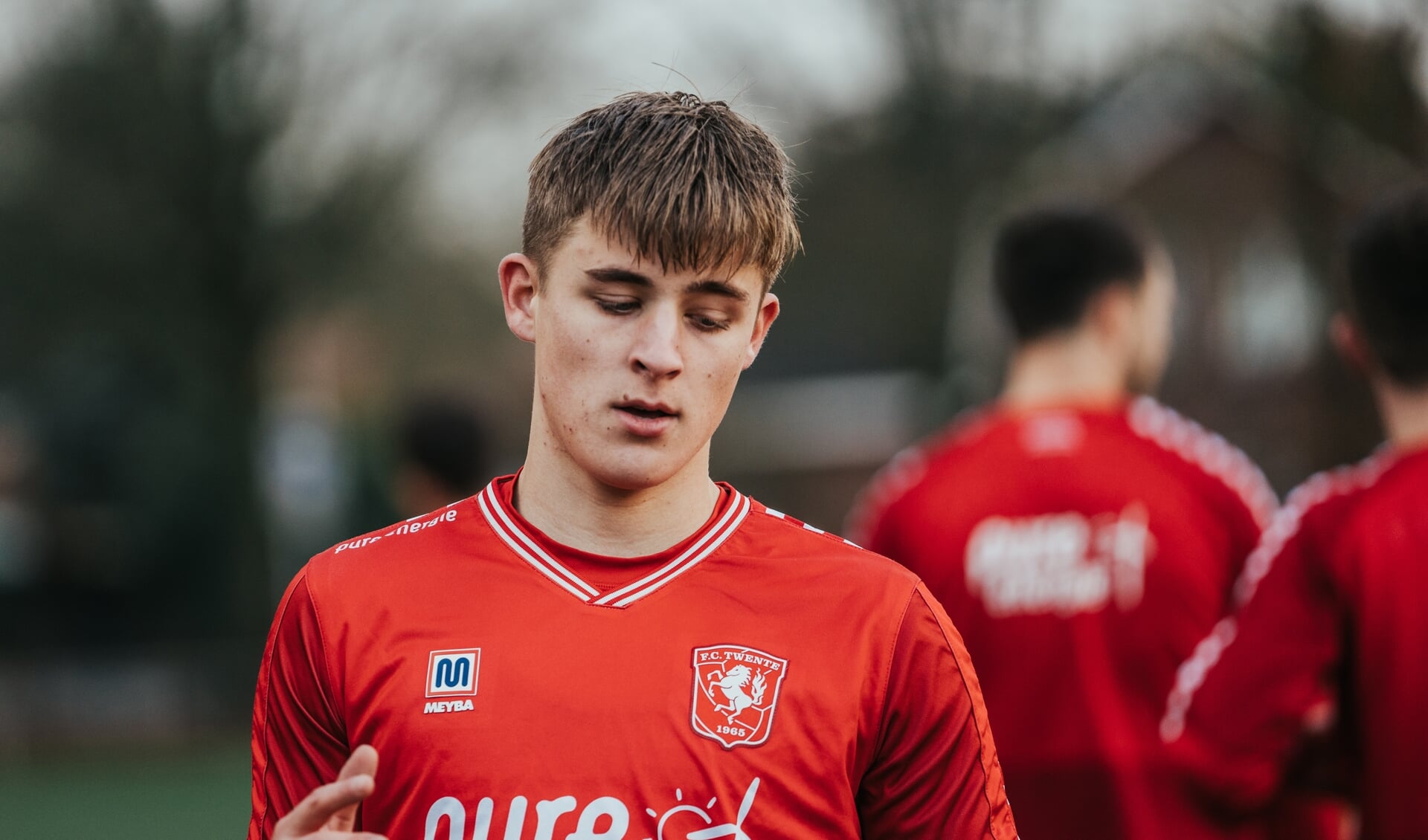 Max Bruns in concentratie. (Foto: FC Twente Media/Stef Heerink)