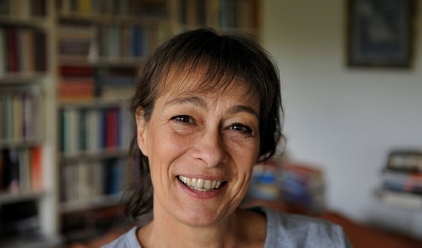 <p>Minka Nijhuis is gastspreker in de Lambertusbasiliek. </p>