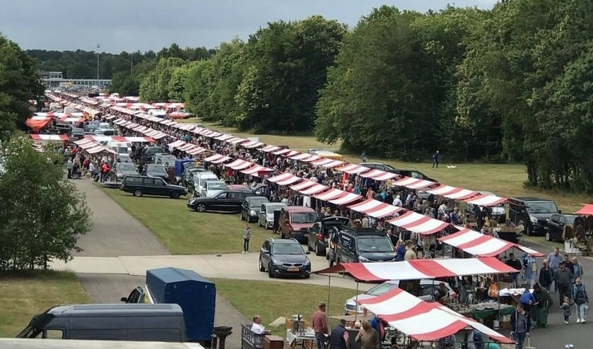 <p>De Langste Vlooienmarkt van Nederland: op 25 en 26 juni op Vliegveld Twenthe</p>