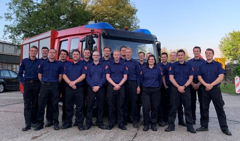 <p>In totaal heeft Brandweer Twente er twintig nieuwe vrijwilligers bij.</p>  