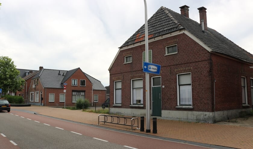 Het doek dreigt te vallen voor het pand van Wesselink op de hoek Hogepad-Baankamp.  