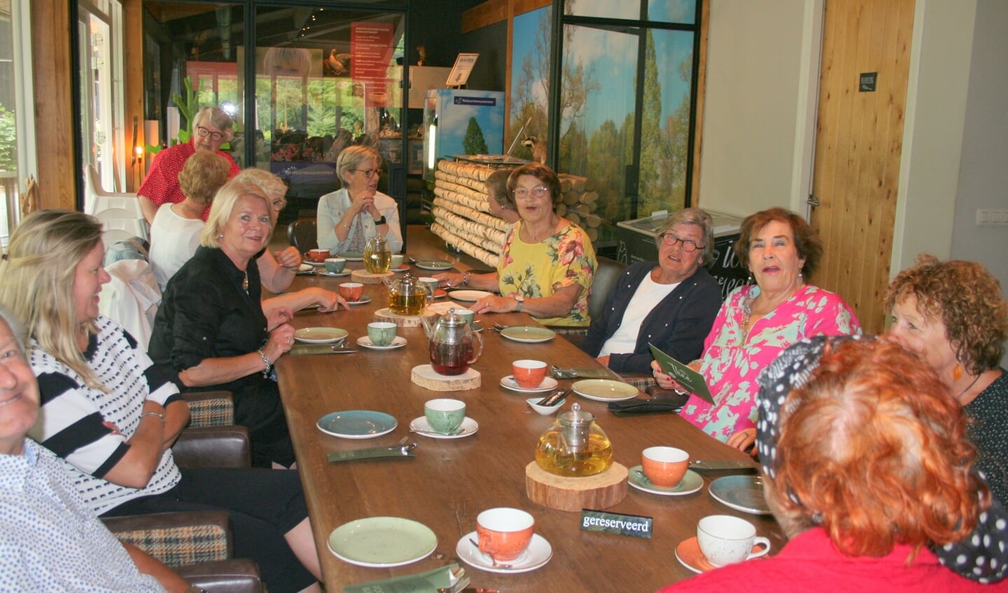 Nog enkele deelnemers van het Alzheimercafé.