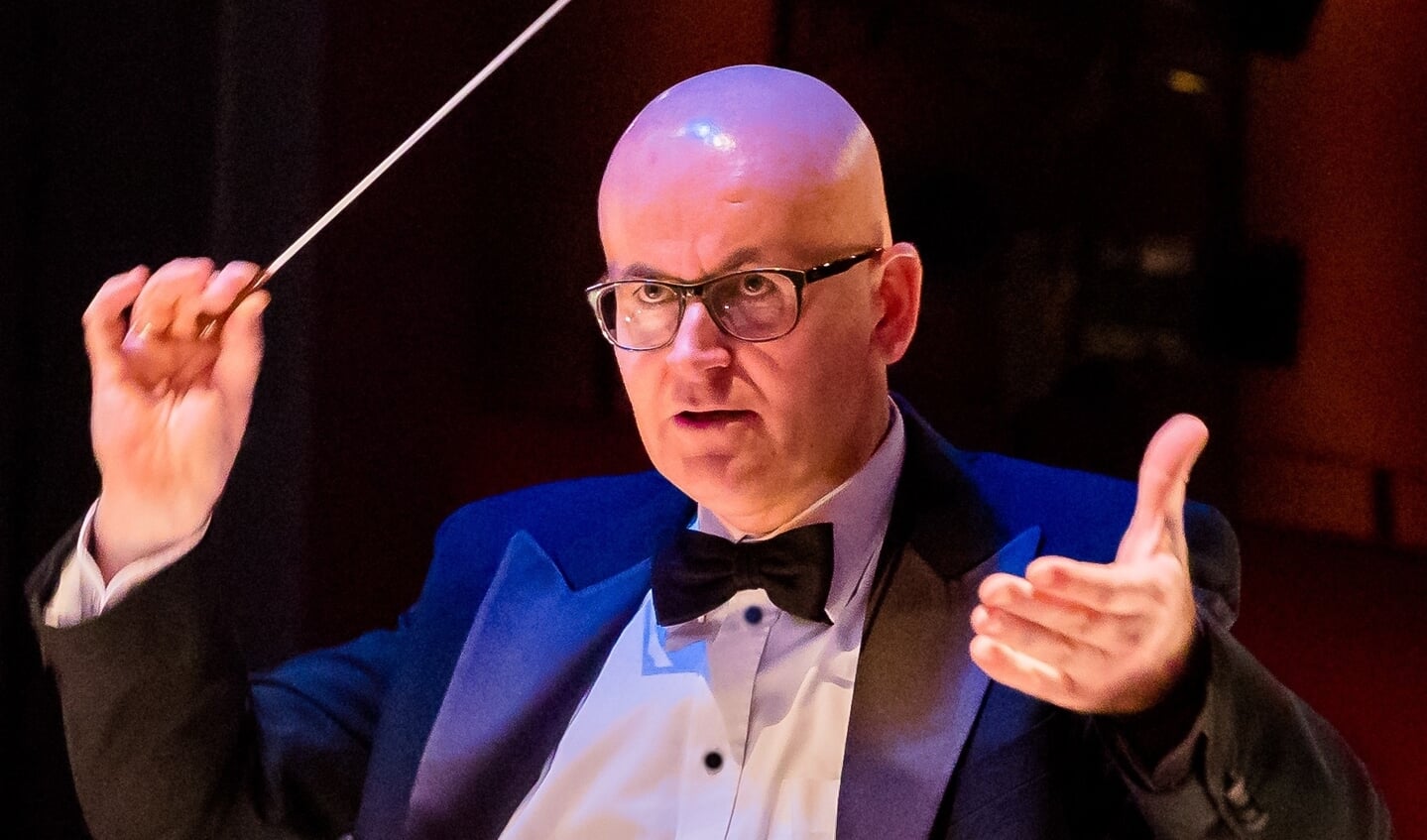 Joop Boerstoel is de dirigent van HOT.