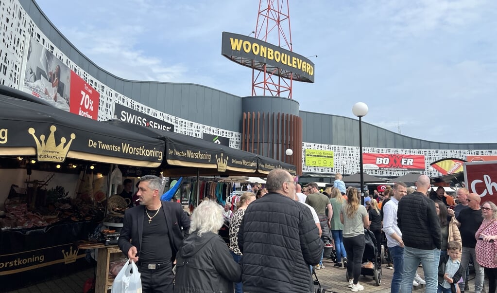 Woonbulevard Almelo houdt zondag 15 oktober een Herfstbraderie.