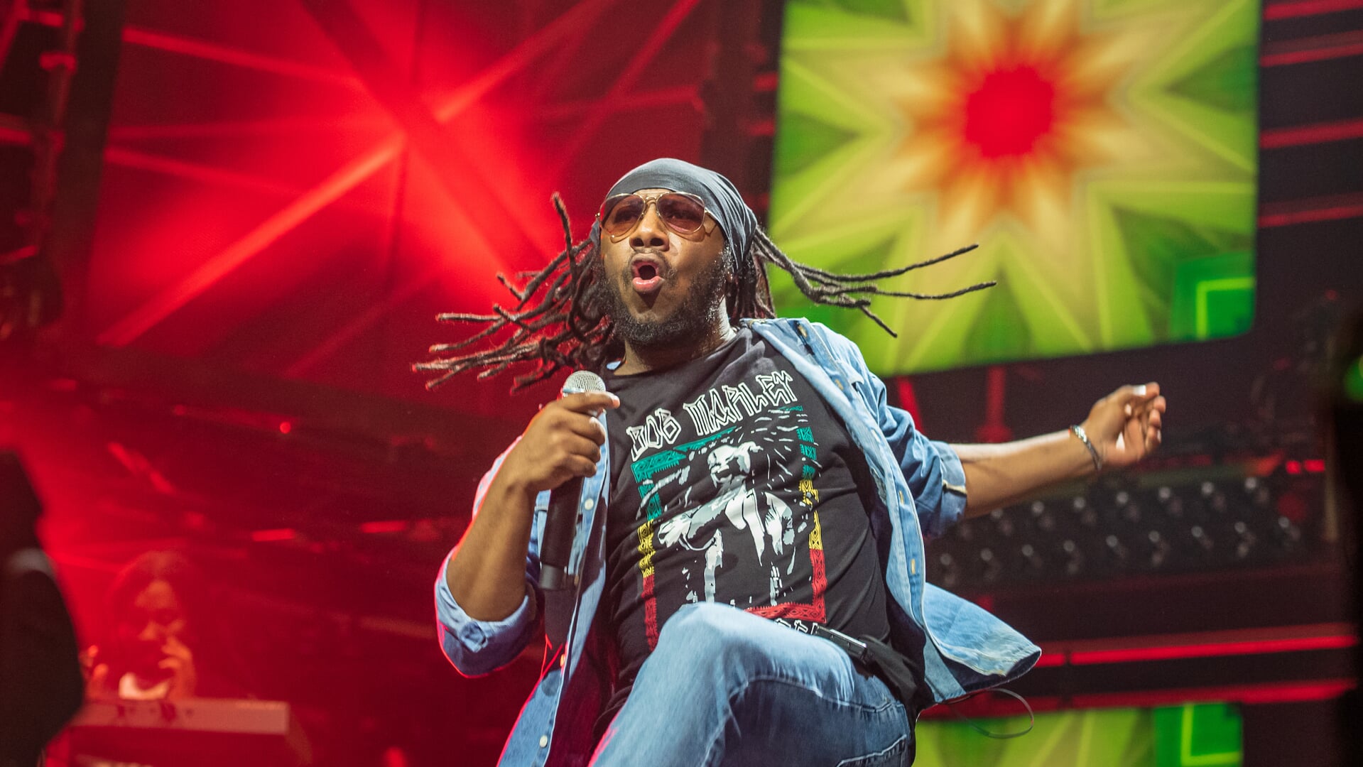 Mo Ali en Rootsriders & Friends brengen de muziek van Bob Marley weer tot leven.