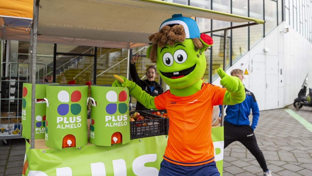 De Plus en Sportbedrijf Almelo gaan samenwerken.