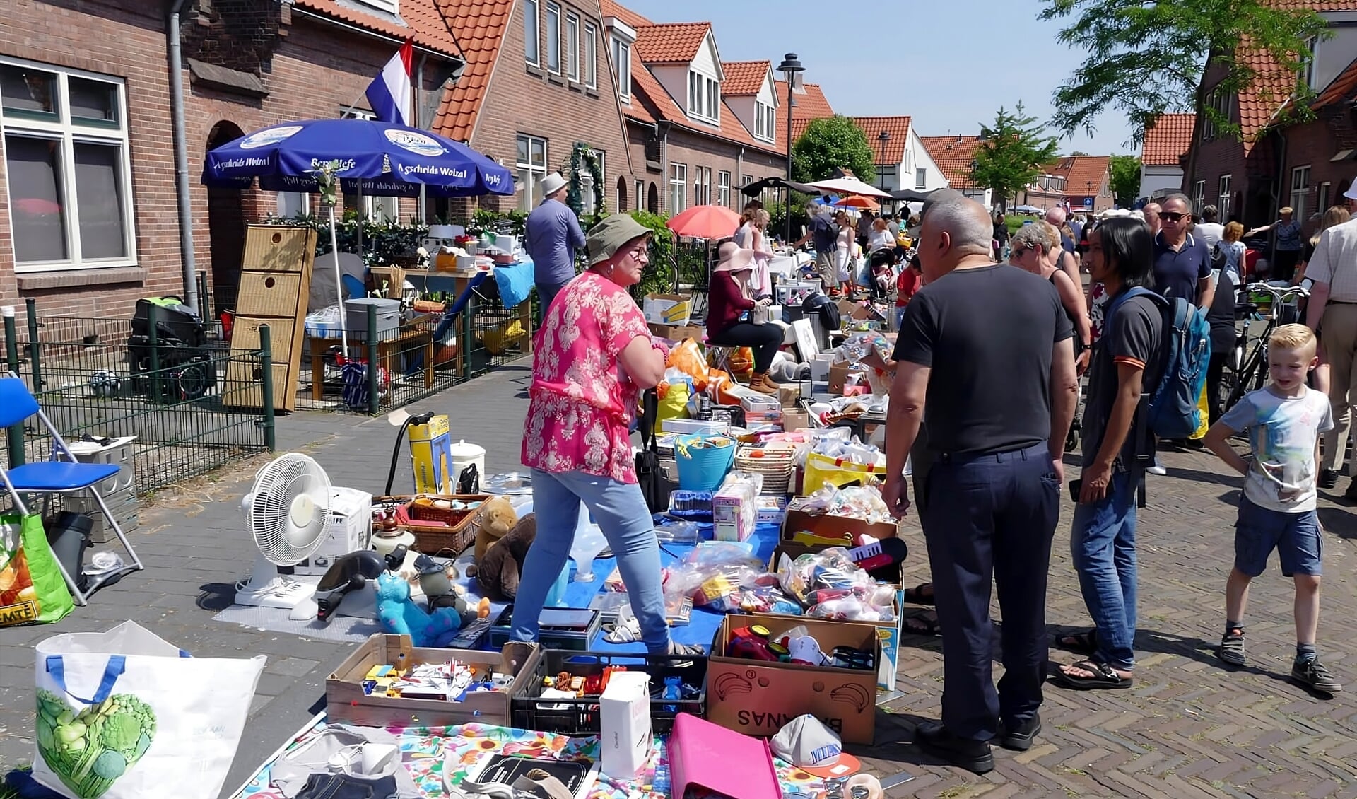 De Meimarkt Pathmos trekt duizenden bezoekers.