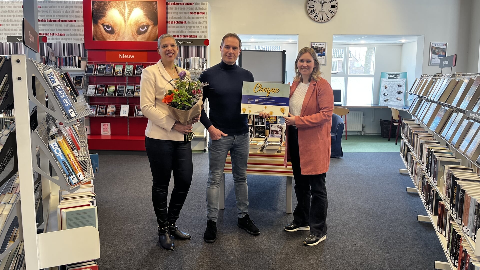 Stichting Evenmens en ZINiN Bibliotheek Hellendoorn willen samen een bijdrage leveren aan een dementievriendelijke gemeente.