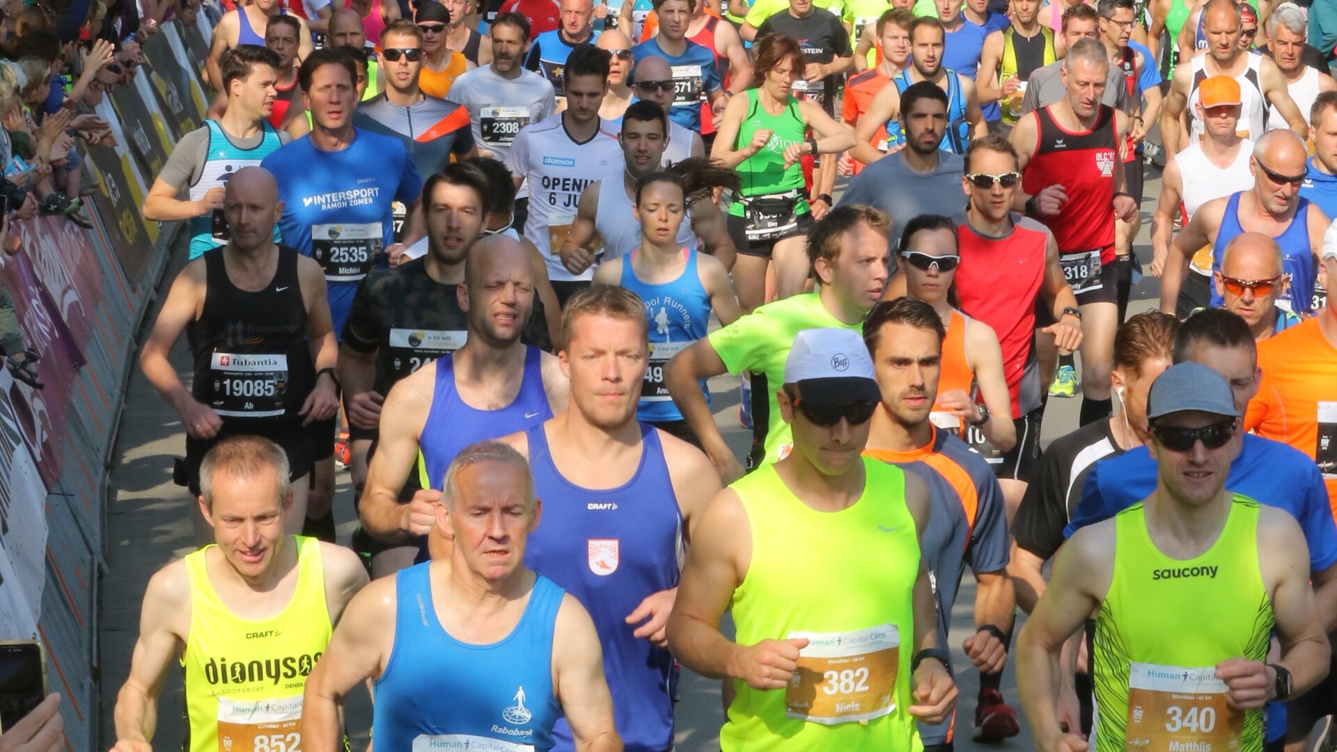 De belangstelling voor de Enschede Marathon is groot.