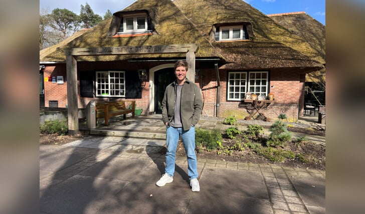 Bart bezoekt regelmatig zijn ouderlijk huis en vrienden in Holten (eigen foto).