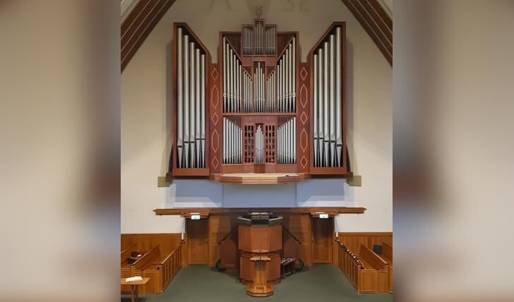 Het Pels-orgel (1945) in de Dorpskerk leent zich uitstekend om de breedte in stijlen te vertolken. 