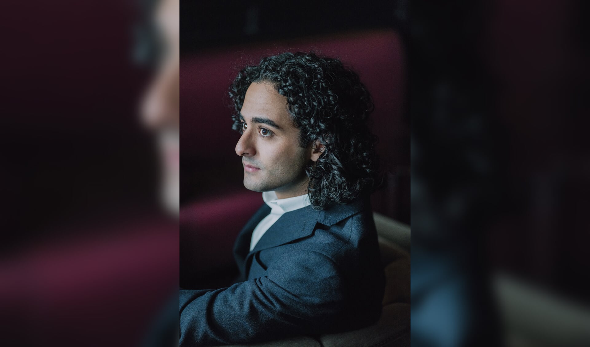 De Engelse dirigent Hasan Kerem dirigeert een Frans programma bij Phion