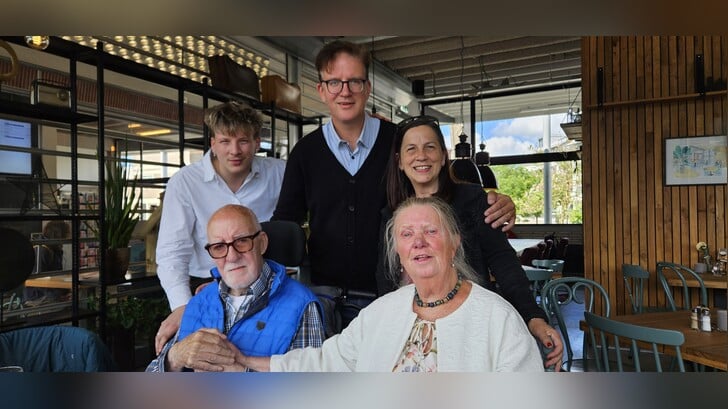 De familie kwam bijeen in Spoor 6. (Tekst/foto: Martin Meijerink)
