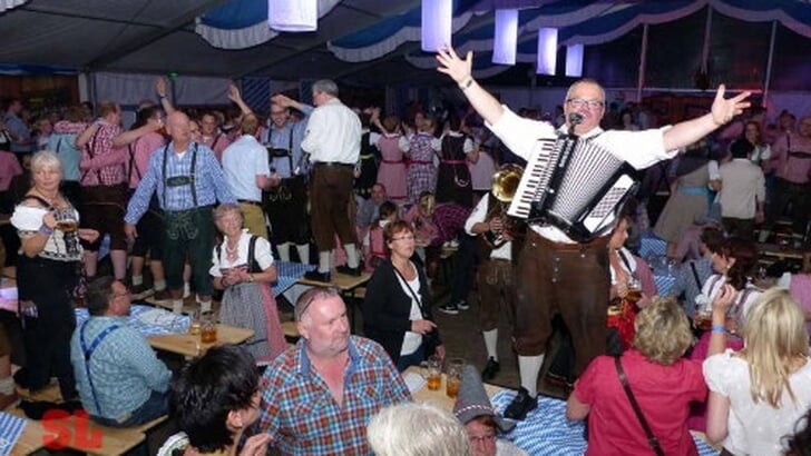 Het hoogtepunt van Oktoberfest Gronau 2025: Oberkrainer Grenzgebläse. 