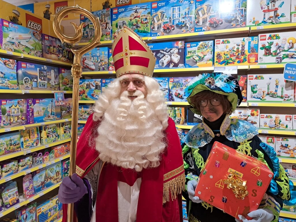 TOP1Toys en Speelgoed Boulevard geven Sinterklaas cadeautips.