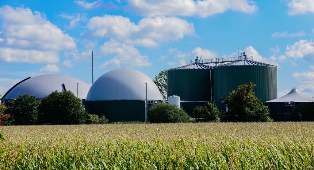 Lokale energie-initiatieven zijn er in vele vormen. Zo zijn er projecten voor opwekking van energie met biogas uit mest. Ideaal voor plattelandsgemeenten waar het gas lokaal gebruikt kan worden.