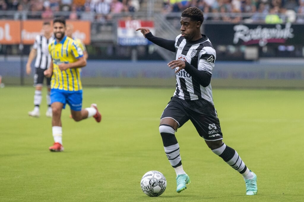 Mohamed Amissi is Heraclied af en gaat spelen bij Roda JC uit Kerkrade. (Foto: NESimages.nl)