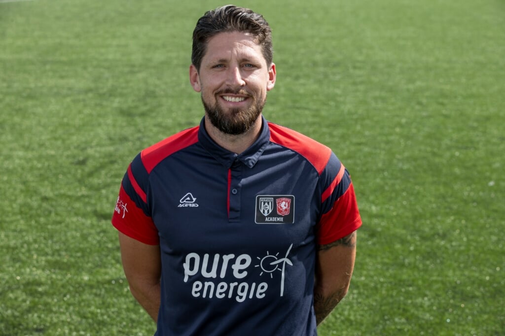 Nicky Kuiper traint ook komend seizoen de Onder 21 van de FC Twente/Heracles Almelo Academie. (Foto: FC Twente Media)