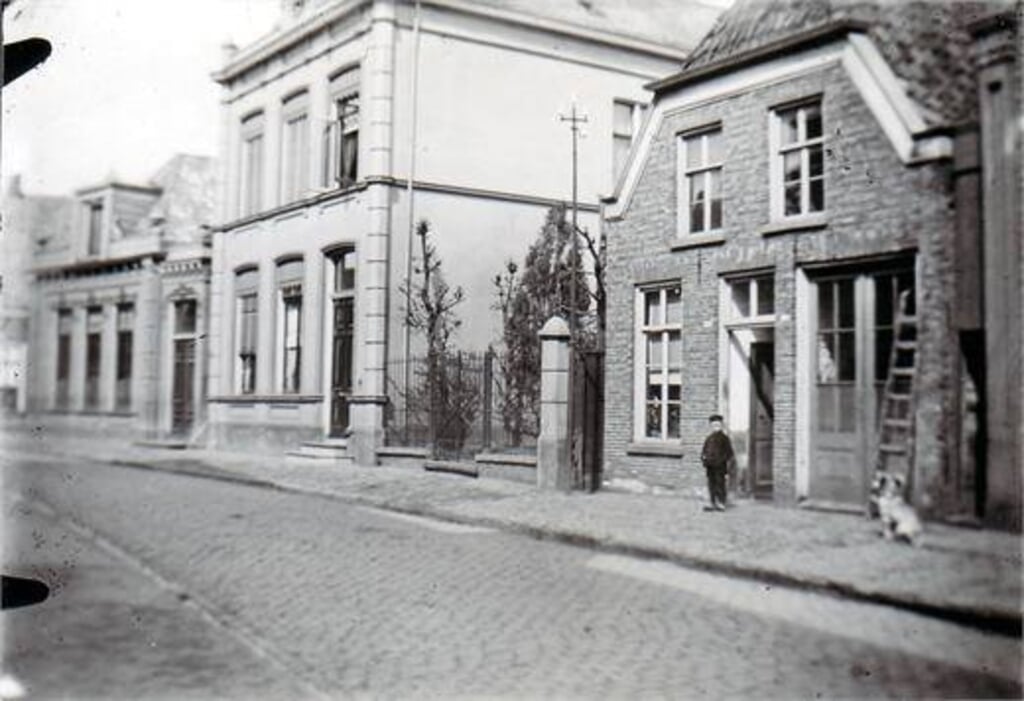 De Steenstraat in 1940.