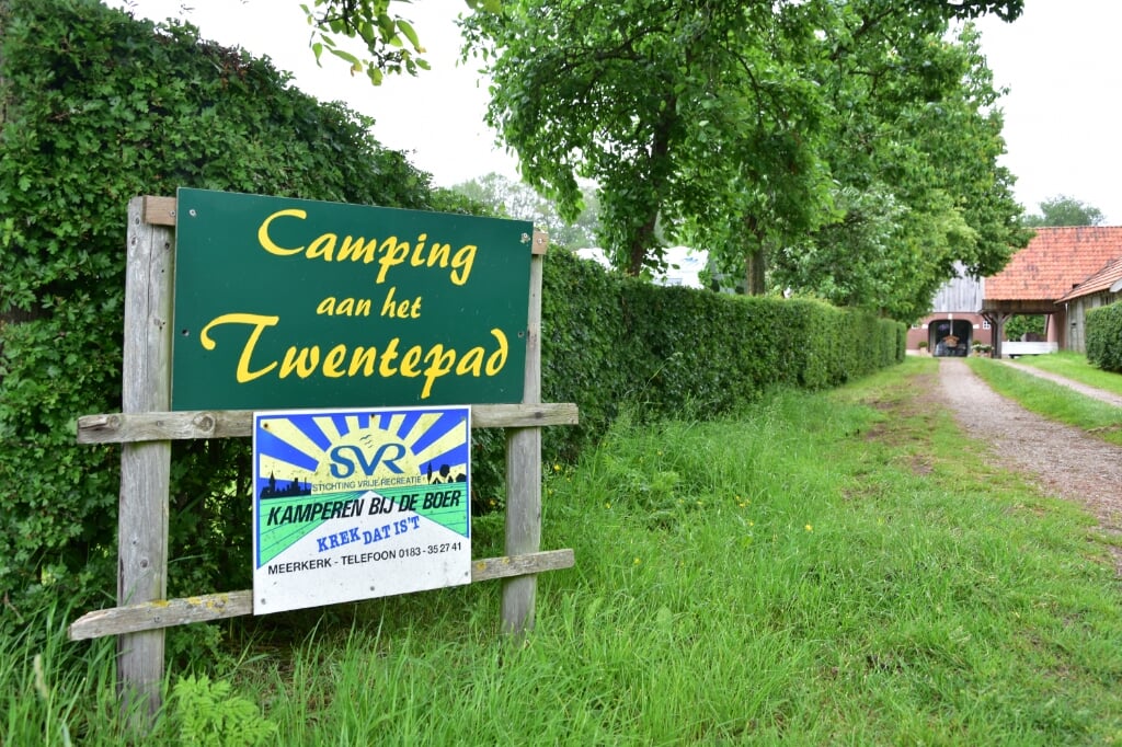 Camping aan het Twentepad is donderdagavond het pauzepunt van de Wandel3daagse.