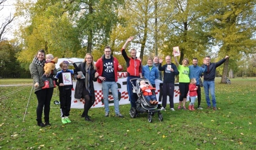 Sponsorloop bij de Kralingse Plas voor de benefietactie Sint voor Kint