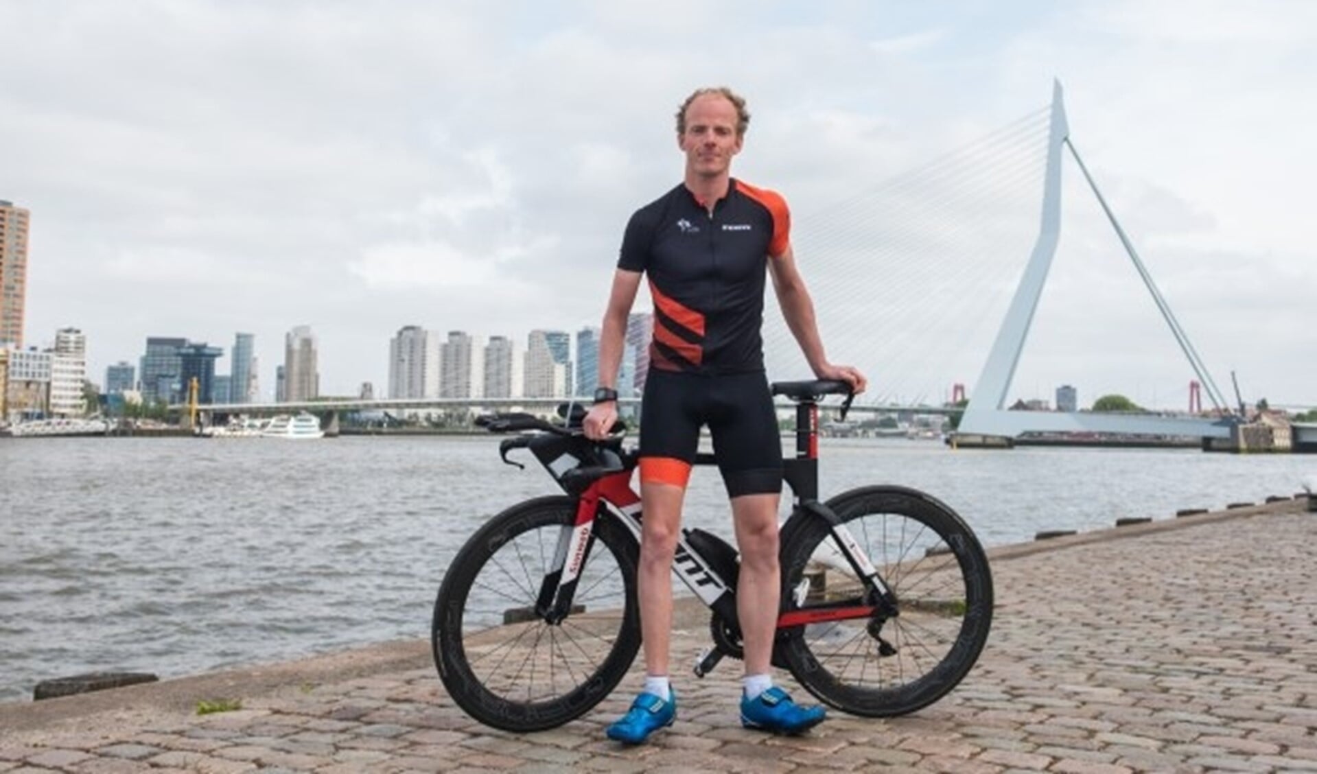 Paratriatleet Maurits Morsink vindt Rotterdam dé sportstad van Nederland. Lees meer over hem in een uitgebreid interview op de website van Rotterdam Topsport. (Foto: Ferdy Collewijn)
