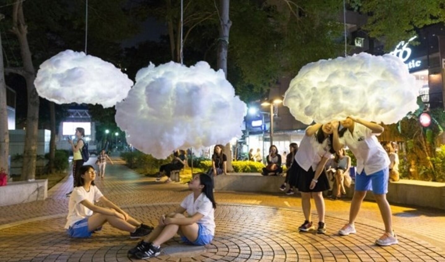 Head in the clouds, werk van Mickael Martins Afonso & Caroline Escaffre-faure op het Taipei Festival, is ook te zien in TENT.