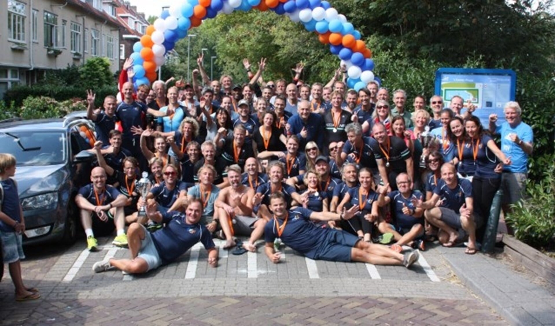 Groepsfoto deelnemers Schiebroek Triathlon '18