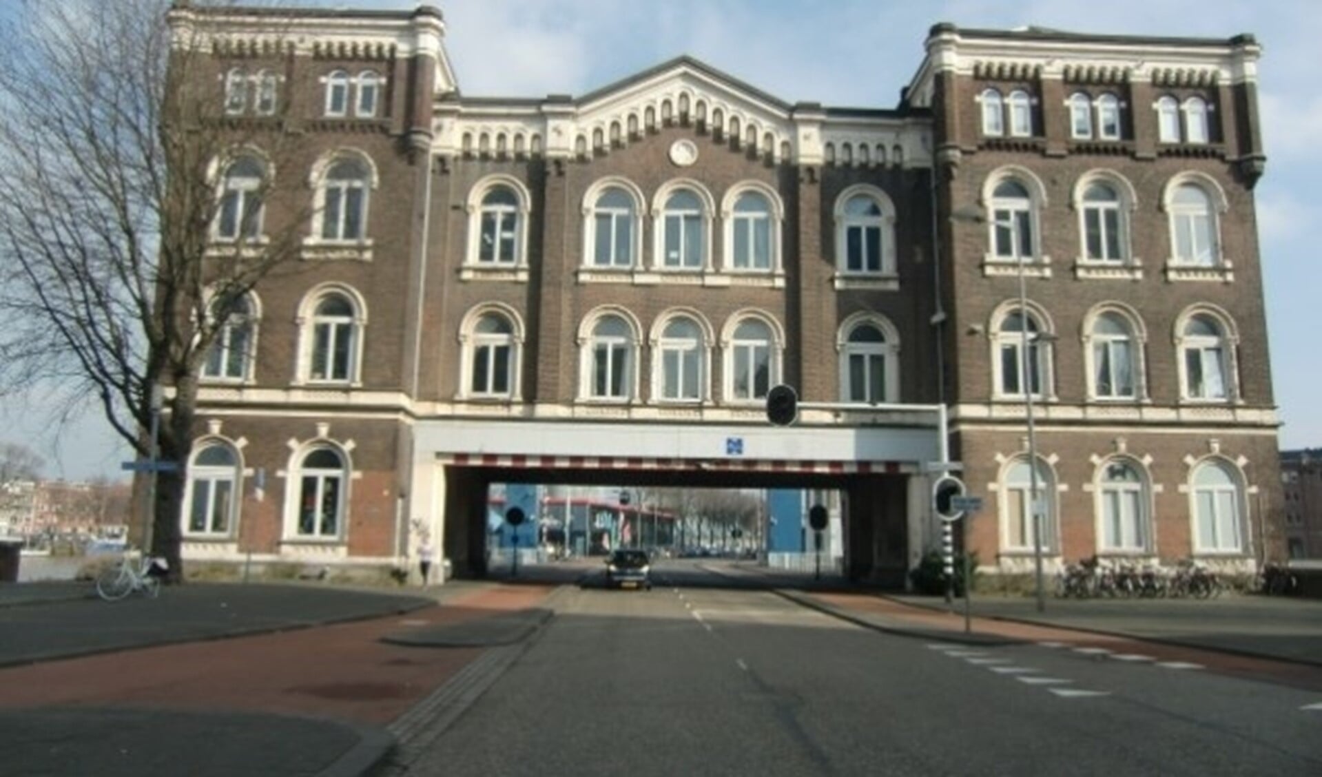 Het Poortgebouw is een rijksmonument in Rotterdam.