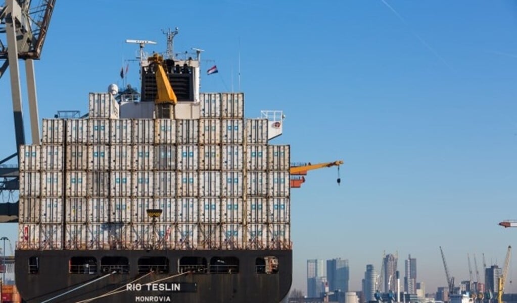 Meer Goederenoverslag In Haven Rotterdam - Adverteren Rotterdam | De ...