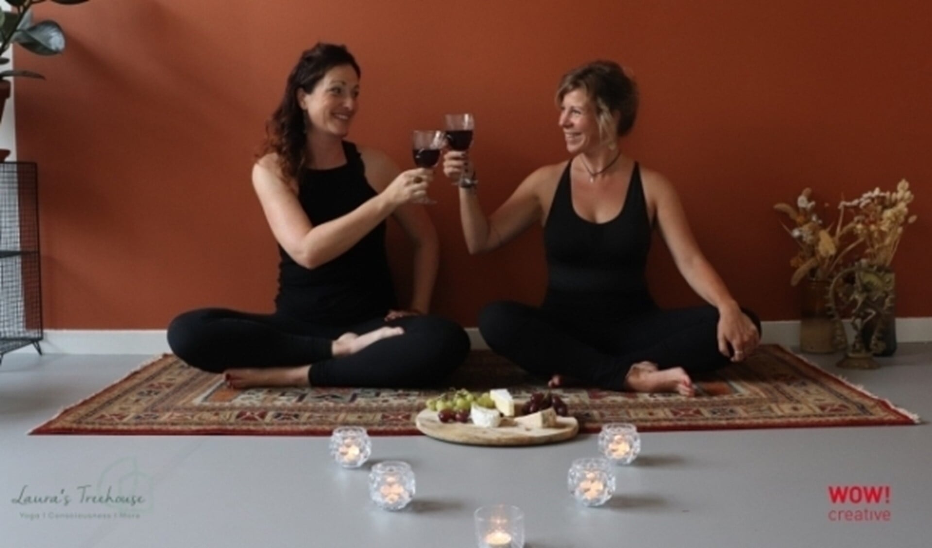 Yoga en wijn gaan gewoon samen op vrijdag 28 februari. Foto: Lianne Huizing