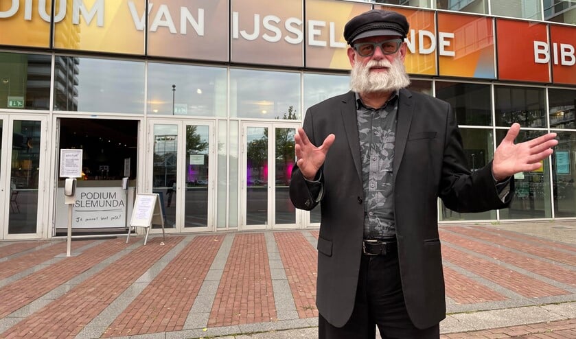 <p pstyle="Body">Ad van de Donk: ‘De betere bioscoopfilms en art house, maar nooit moeilijk.’</p>