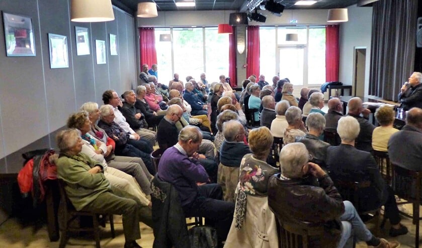 <p>'We blijven de geschiedenisverhalen over Charlois, in welke vorm dan ook, verspreiden.'</p>