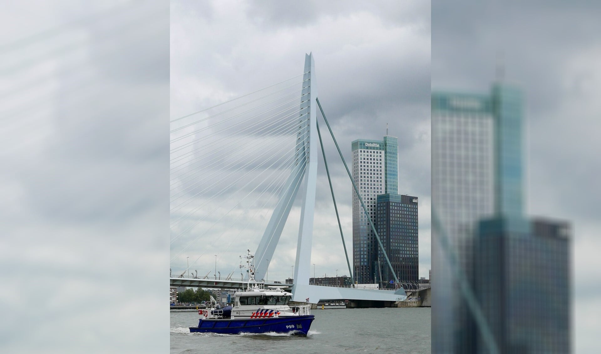 De Erasmusbrug is komende nacht afgesloten van 00.30 tot 6.00 uur morgenochtend. Foto: Gemeente Rotterdam