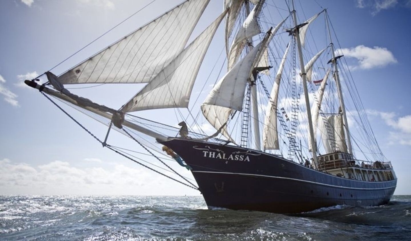 Driemaster Thalassa is één van de snelste zeezeilschepen uit de Nederlandse vloot. 