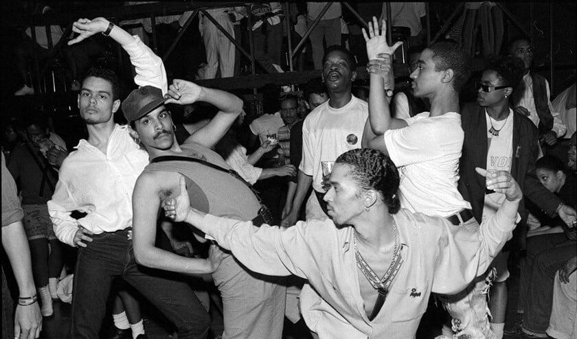Legendarische voguers Luis, Danny, Jose en David-Ian
Xtravaganza. New York, mei 1989.
Foto: Chantal Regnault
