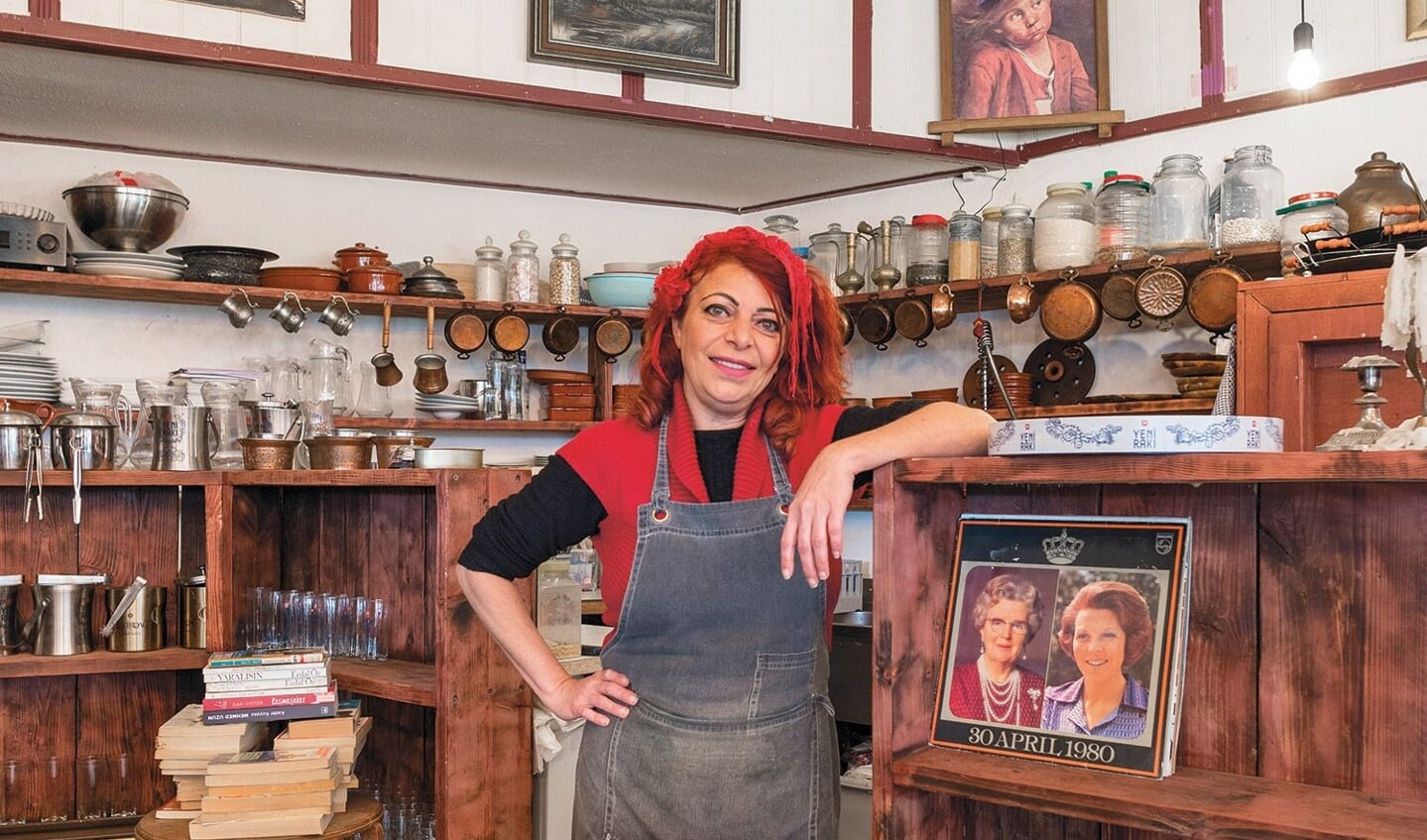 Senay Akdemir stopt met Dolice en gaat aan de slag als ambtenaar.