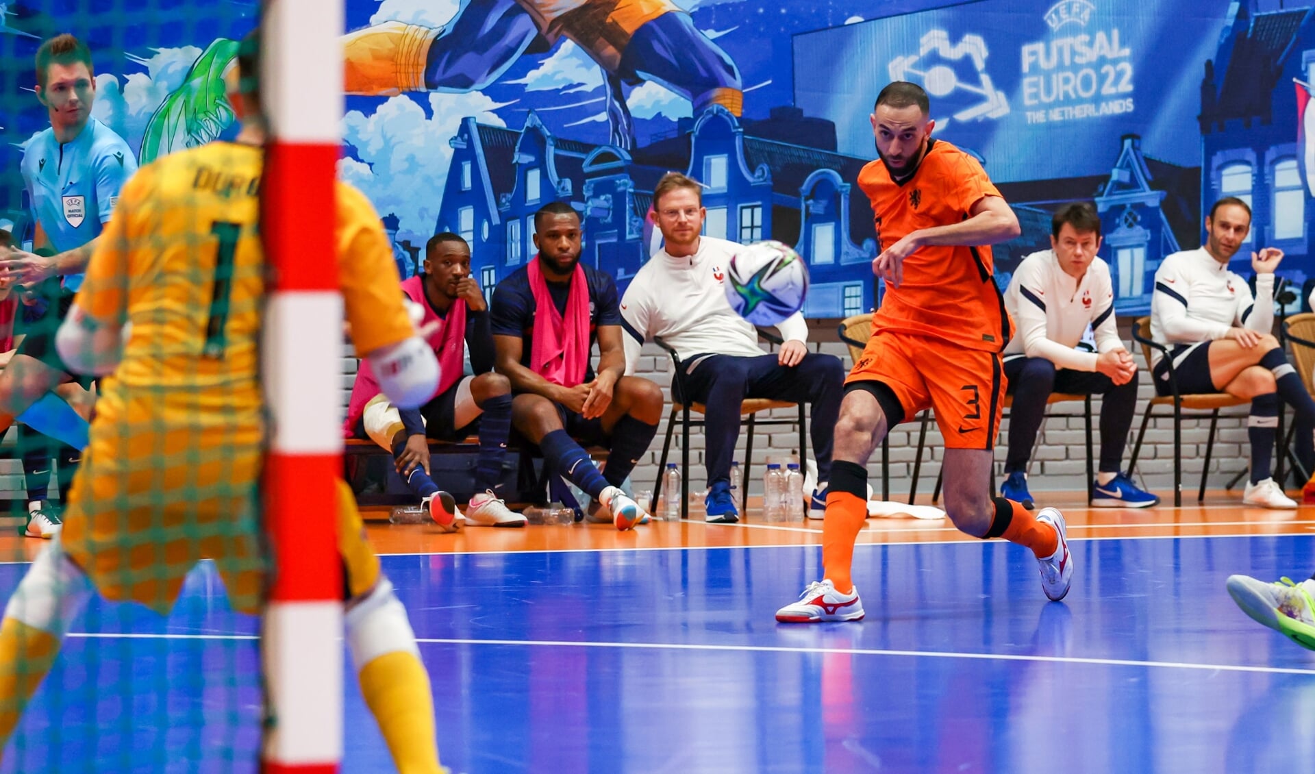 Jamal El Ghannouti vorige maand tijdens een interland tegen Frankrijk op de KNVB campus in Zeist. (Foio: Marcel ter Bals/Orange Pictures)