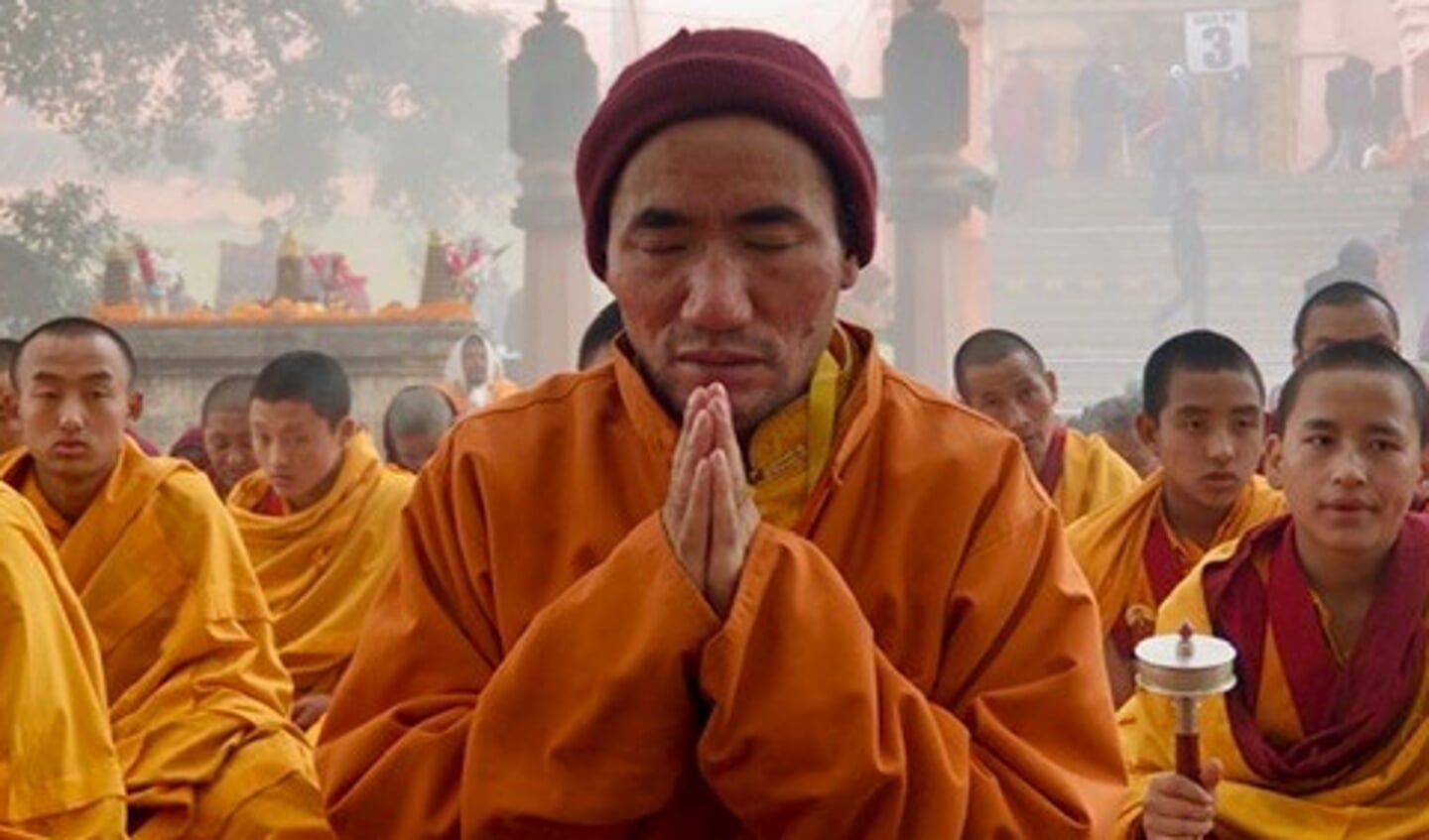 Het Boeddhistische meditatiecentrum Phuntsokcholing in Rotterdam houdt van 19 t/m 21 augustus een Tibetaanse Gebedsceremonie voor de Wereldvrede waarbij iedereen welkom is om mee te doen. Foto: pr
