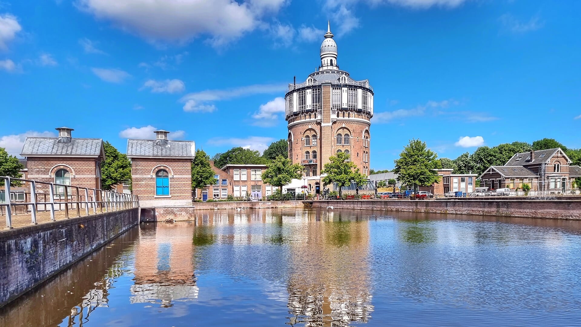 Oudste Watertoren Van Nederland Bestaat Dit Jaar 150 Jaar - Adverteren ...