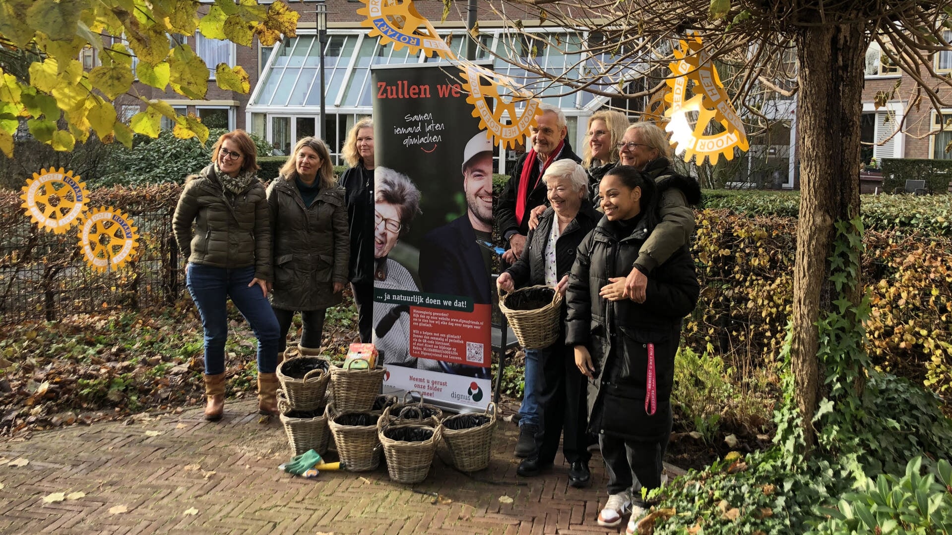 Op vier Laurens locaties in Rotterdam zijn tulpenbollen geplant door Rotary Nieuwe Dag en Dignus. Foto: pr