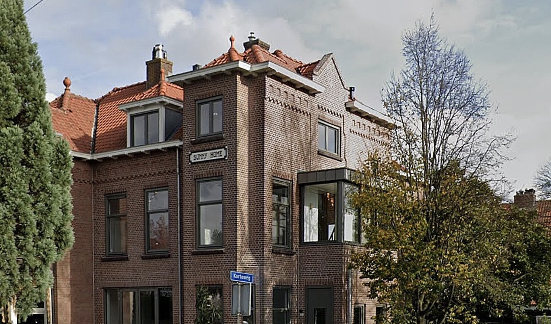 Het pand is in 2021 grondig gerenoveerd en daarmee behouden voor de toekomst. Foto: Vereniging Stedebouwkundig WijkbehoudHillegersberg-Schiebroek-Terbregge