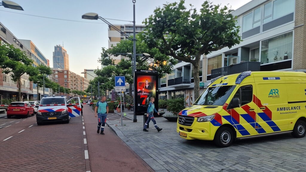 Persoon Raakt Zwaargewond Bij Steekpartij Aan De Karel Doormanstraat ...