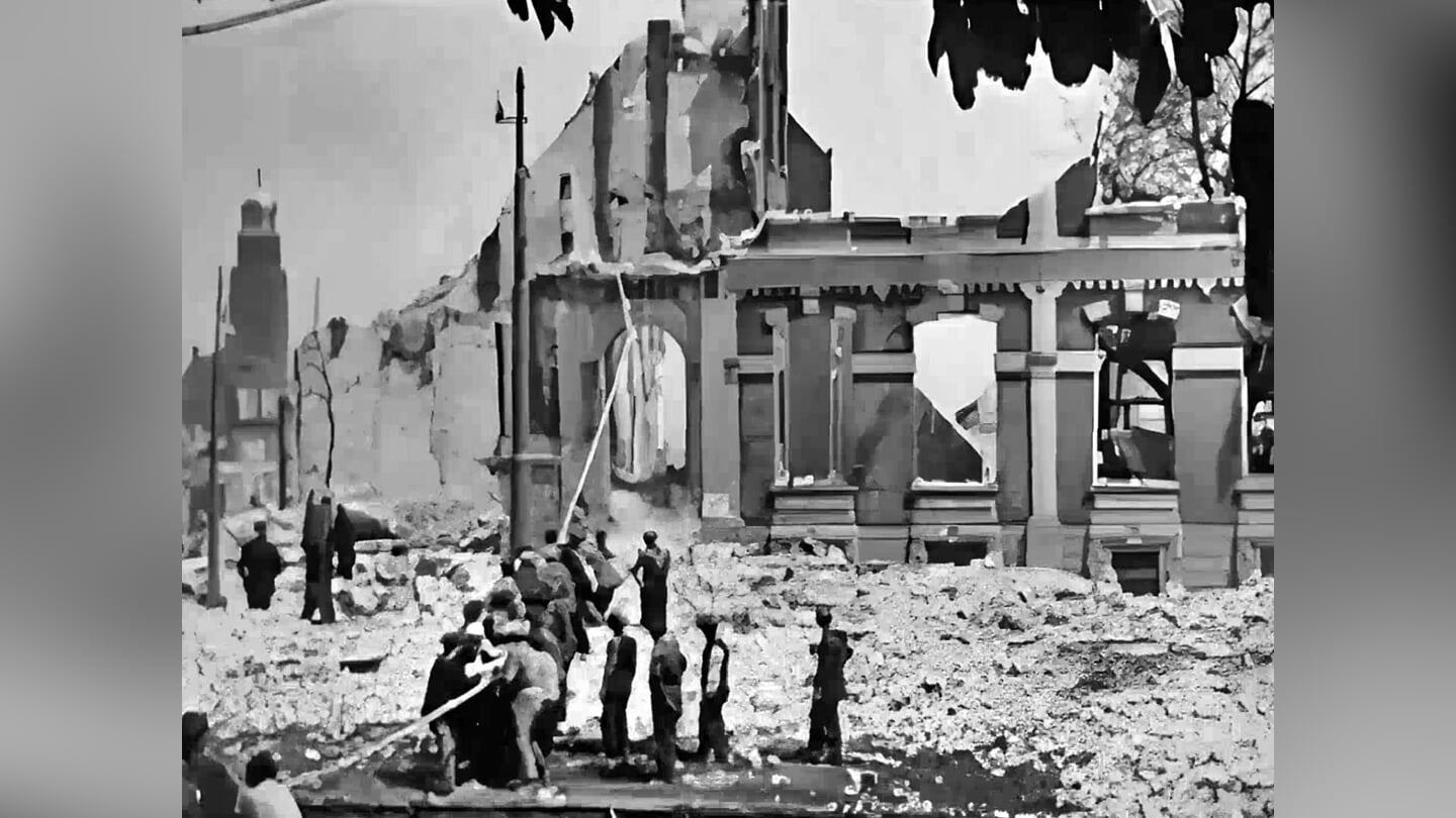 Still uit de film van Bas Romeijn.