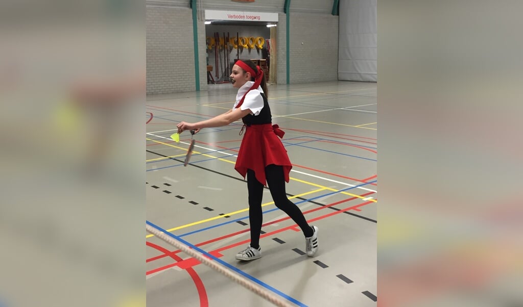 Ainara Vandegard was natuurlijk ook verkleed, tijdens het 'verkleed badminton' bij Badminton Club Lieshout